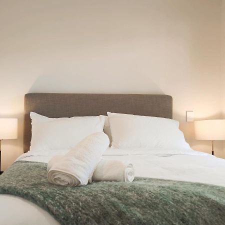 Luxurious 2 Bedroom Apartment Free Secure Parking Окленд Экстерьер фото